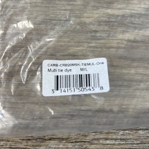 Carbon38 Workout Face Masks Size M/L (2) - Picture 3 of 3